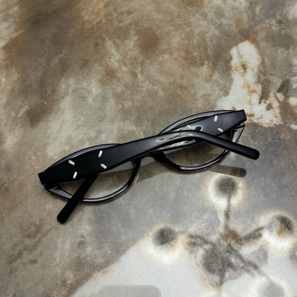 Gentle Monster X Maison Margiela MM209 Black - Picture 3 of 5
